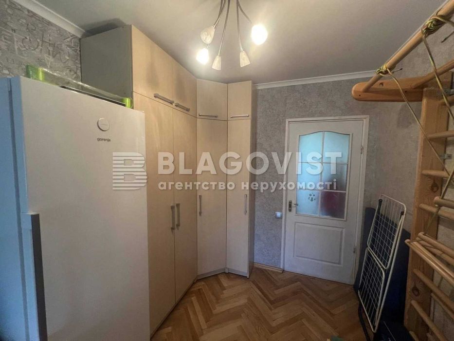 Продам 3-кімнатну квартиру по бульвару Гавела Вацлава 40,Соломянський р-н,м.Київ