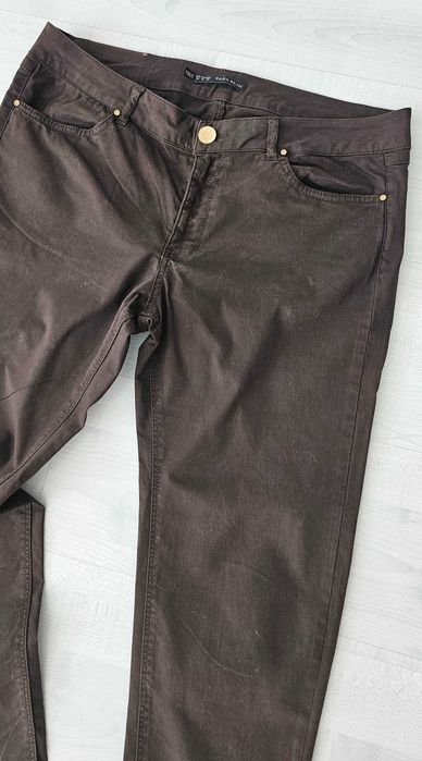 ZARA czekoladowe jeansy roz 42