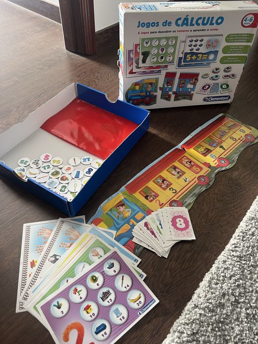Jogos de cartas e tabuleiros