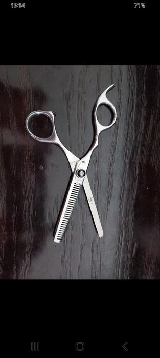 Tesoura para destros