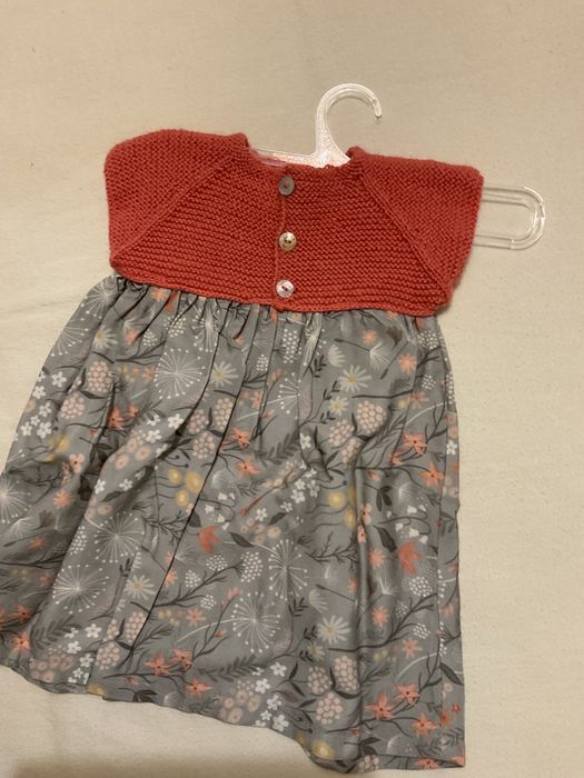 Vestido de criança de 6 a 9 meses