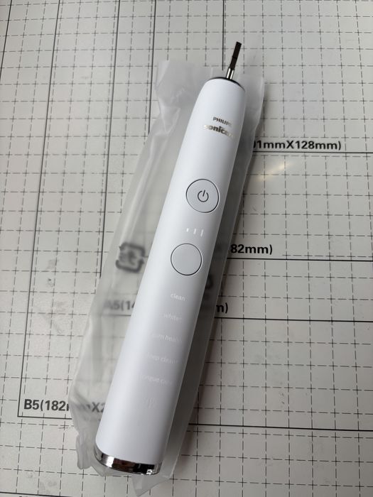 NOWA Philips Sonicare DiamondClean Smart HX993