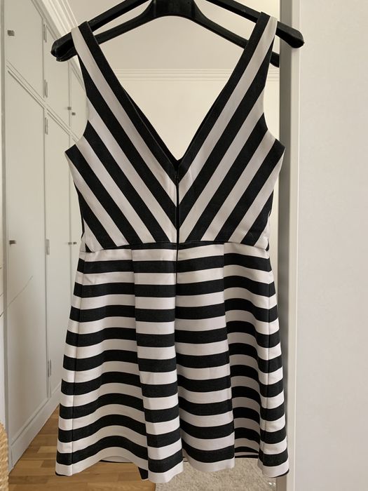 Vestido calção às riscas ZARA