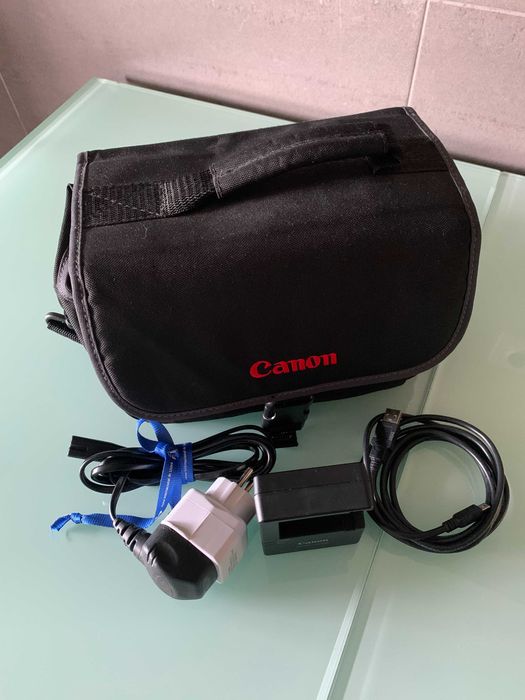 Máquina Fotográfica Canon EOS 600D Reflex. NOVA