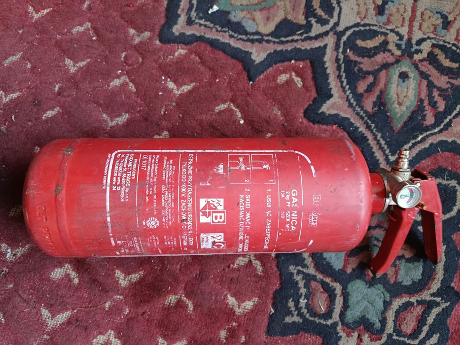 Gaśnica 2 kg dom garaż samochodowa