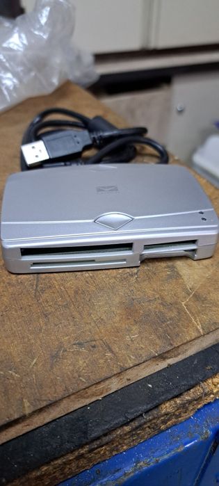 Leitor de Cartões  de Memoria usado