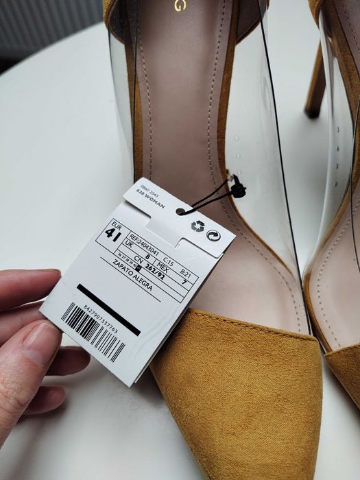 Czółenka szpilki musztardowe MANGO