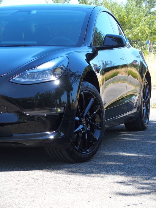 Tesla model 3 Dual Motor