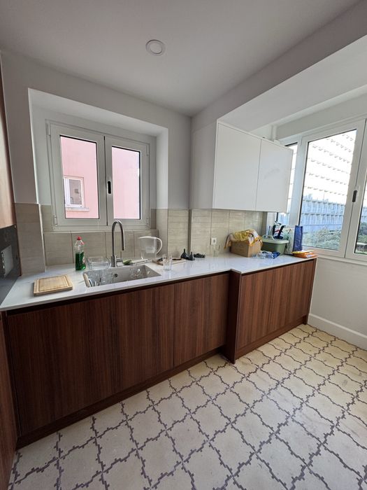 Remodelações e Acabamentos: Pladur, Pintura e Carpintaria profissional