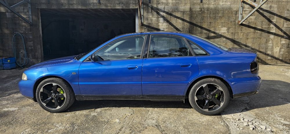 Audi A4  1.9 TDI Sline