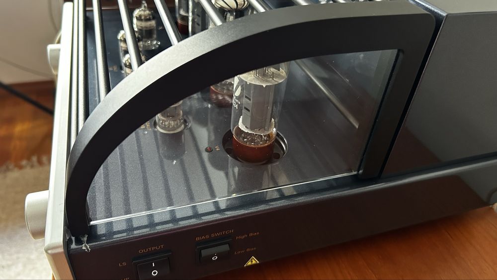 Amplificador a válvulas Primaluna evo 200