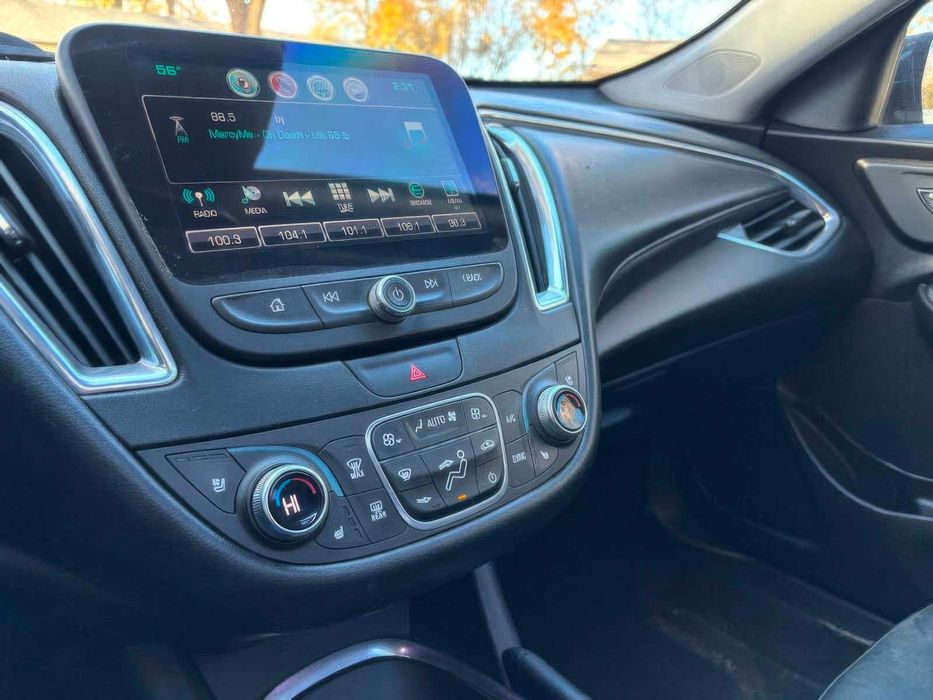 Chevrolet Malibu      2017