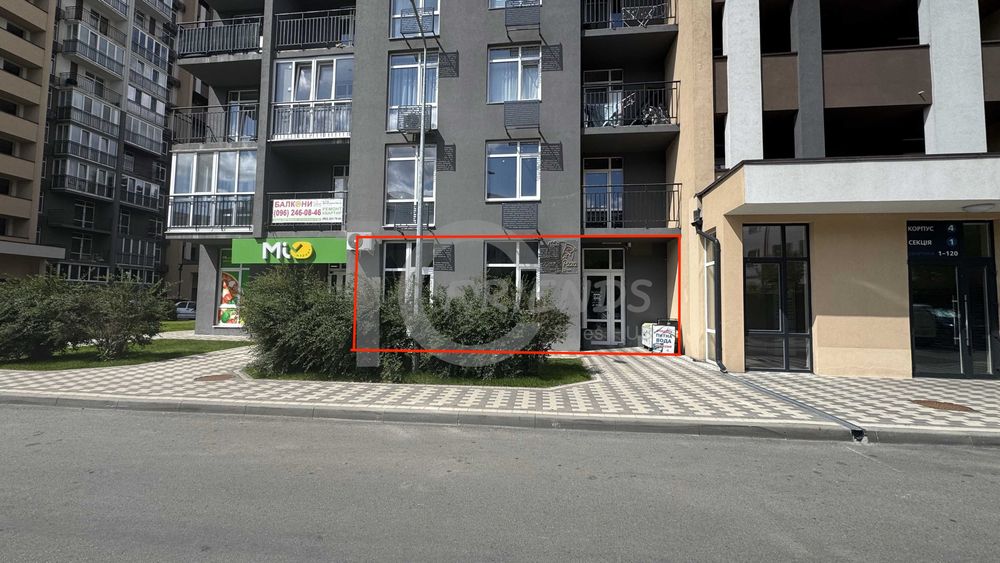 Оренда фасадного приміщення в ЖК Кришталеві джерела 74,3м2 з ремонтом