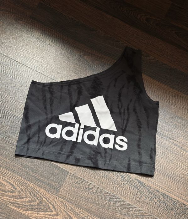 Топ S спотривні шорти комплект adidas для спорт залу  оригінал