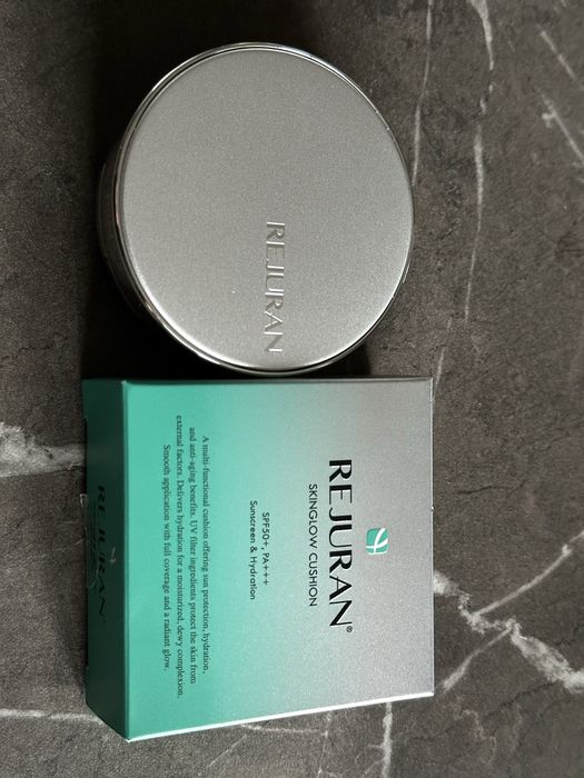 Кушон Rejuran SkinGlow Cushion