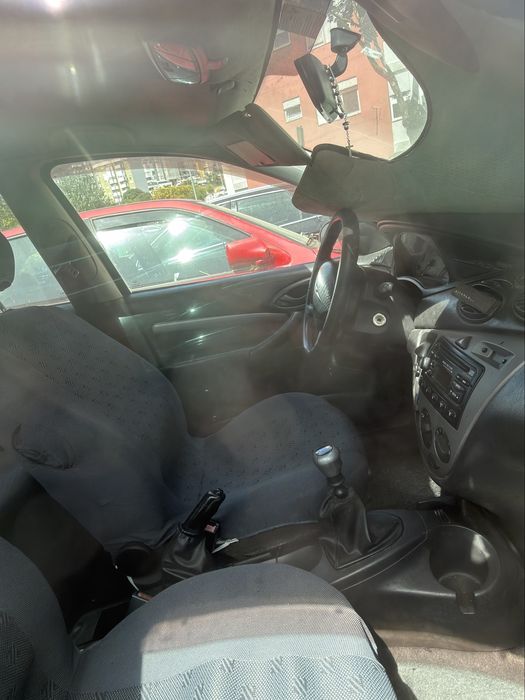 Ford Focus 2001 usado