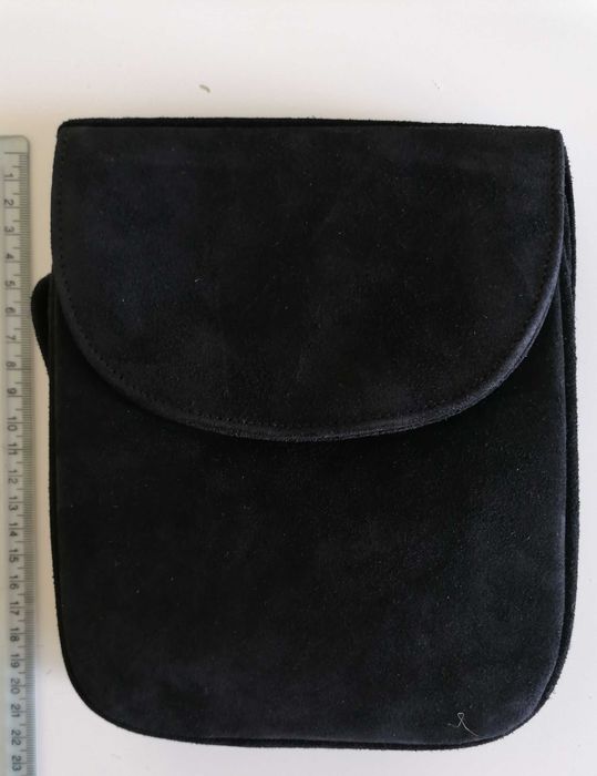 Carteira em pele preta - Nova