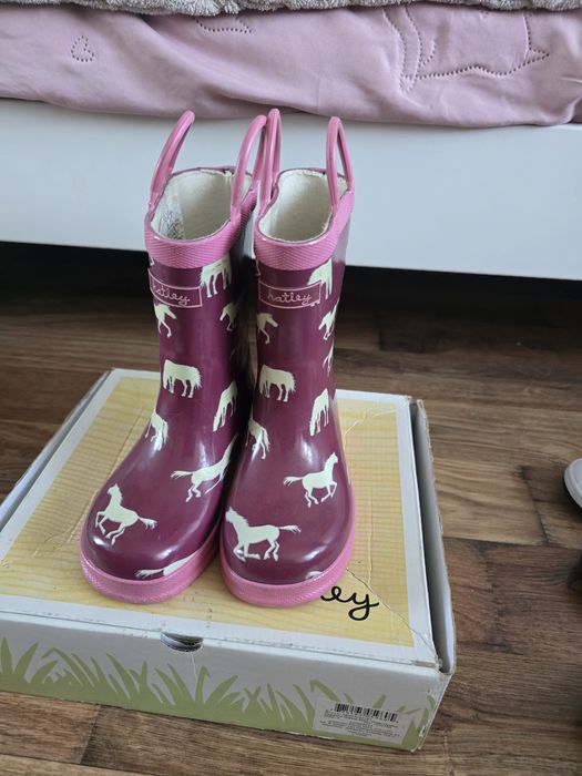 Кросівки,хайтопи,зимові сапоги на хлопчика 23,24,25