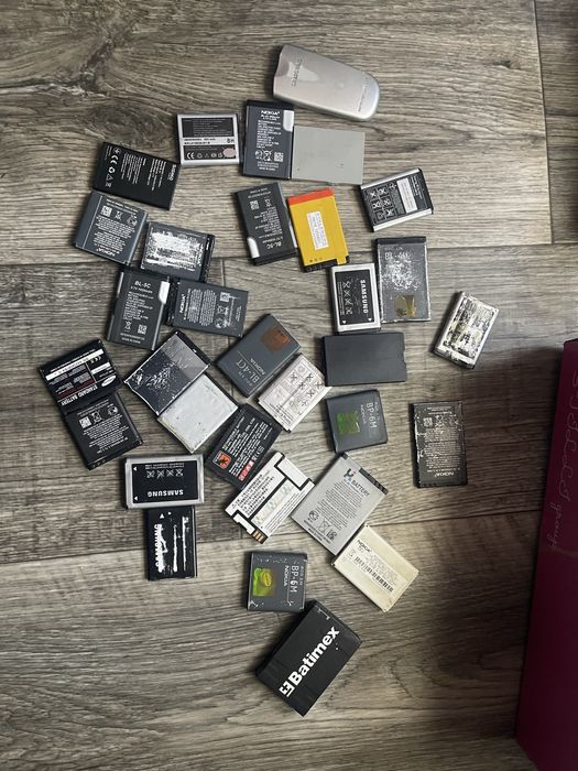 Продам ретро телефоны с колекции