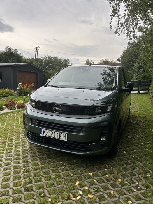 Transport osób/ transfery na lotnisko/ BUS 8 osób