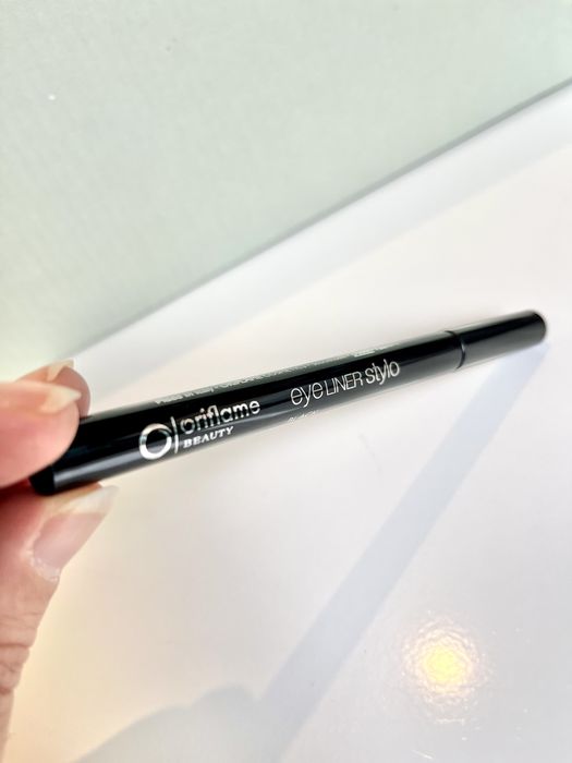 Lápis delineador de precisão Oriflame