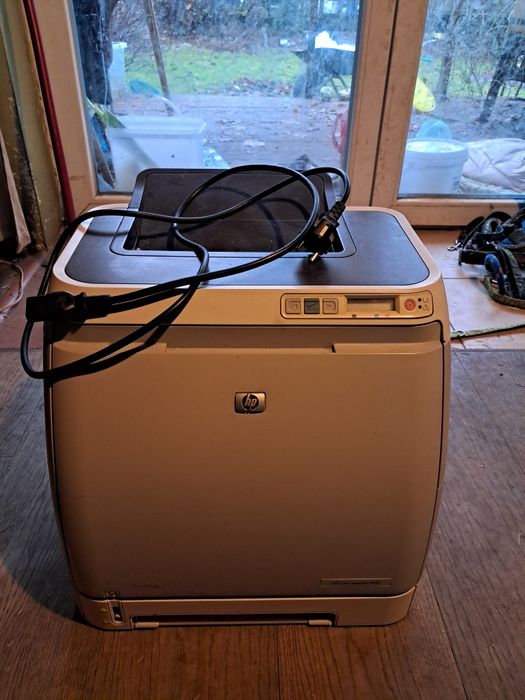 Drukarka HP Color LaserJet 2605 + zapasowe części + tonery