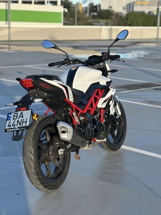 Benelli BN 125 - Oportunidade!