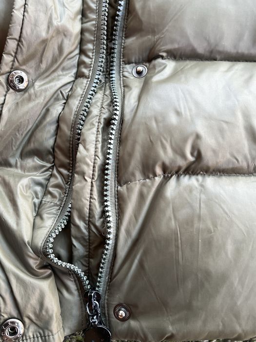 Зимовий жіночий пуховик Moncler XS