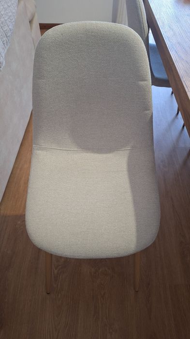 5 cadeiras bege novas