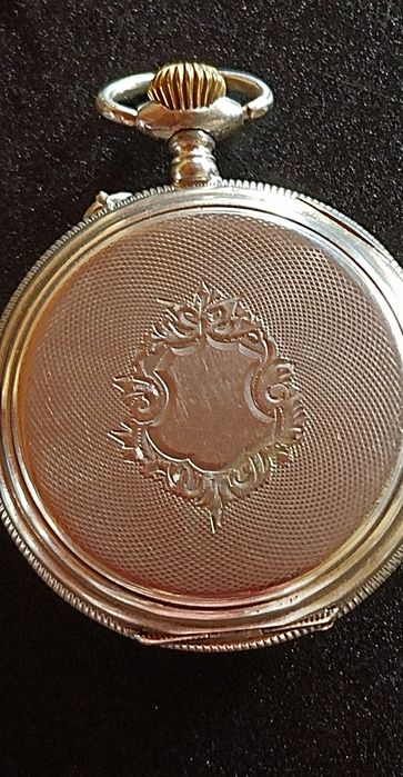 Relógio de bolso em prata de cerca de 1910 em perfeitas condições.