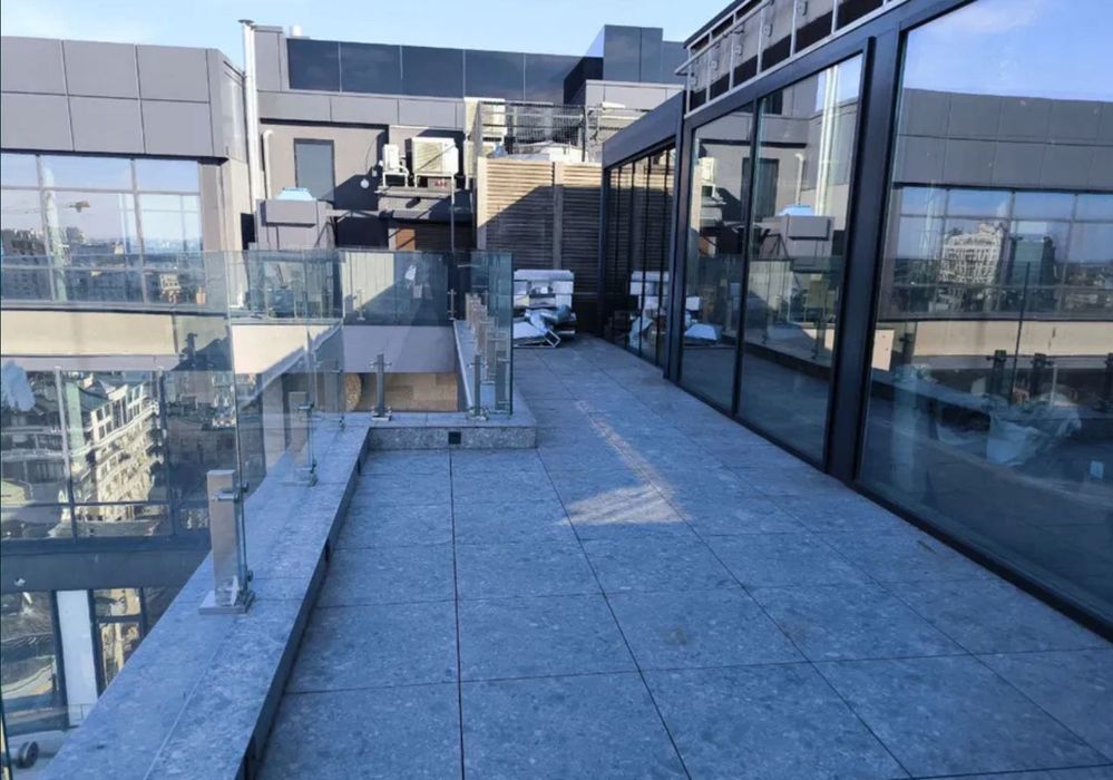 Эксклюзивный пентхаус в клубном доме  на Французском бульваре