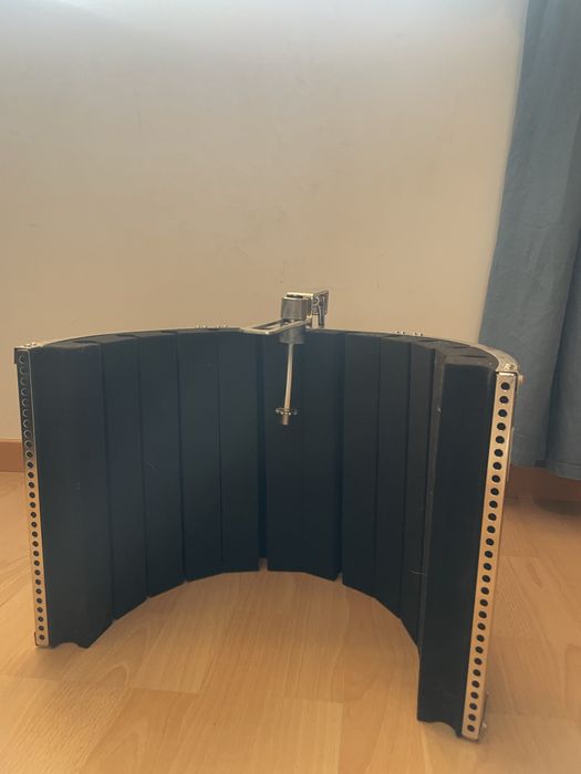 Mic Shield T bone