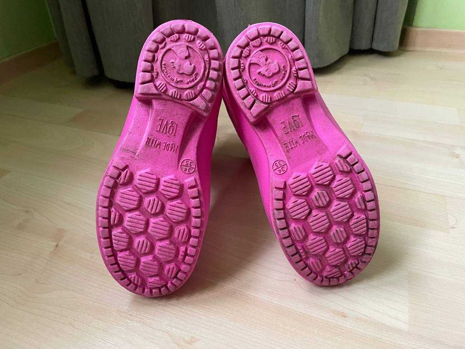 Продаю чоботи дощрві