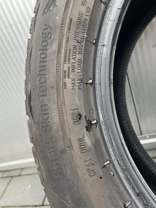 Uniroyal WinterExpert 225/60/17