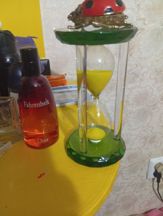 Продам песочные часы