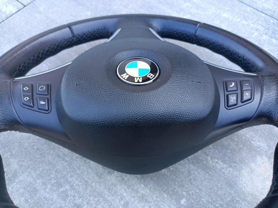 Kierownica Msport z multifunkcją BMW E90 E91 E92 E93 E87 E81 E82 E88 X