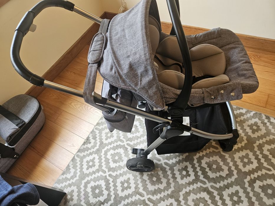 Carrinho Bebé 3 em 1