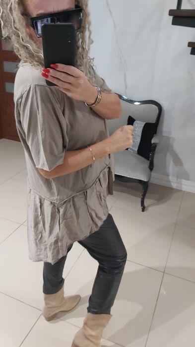 Piękna bluzeczka w kolorze fango