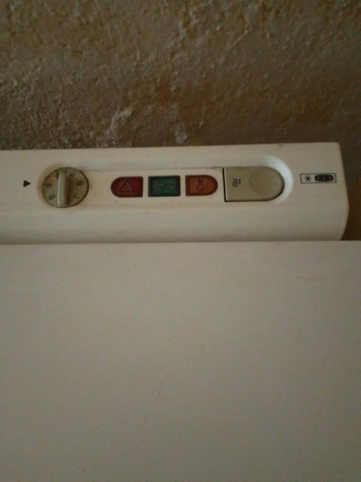 Zamrażarka skrzyniowa 212 litrów