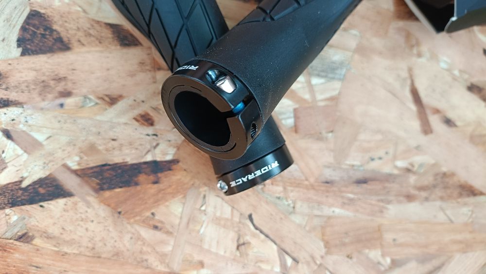 Гріпси ергономічні для самоката велосипеда Riderace