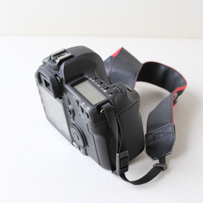 Canon EOS 5D Mark II - bardzo ładny stan + 2 x CF SanDisk 4GB