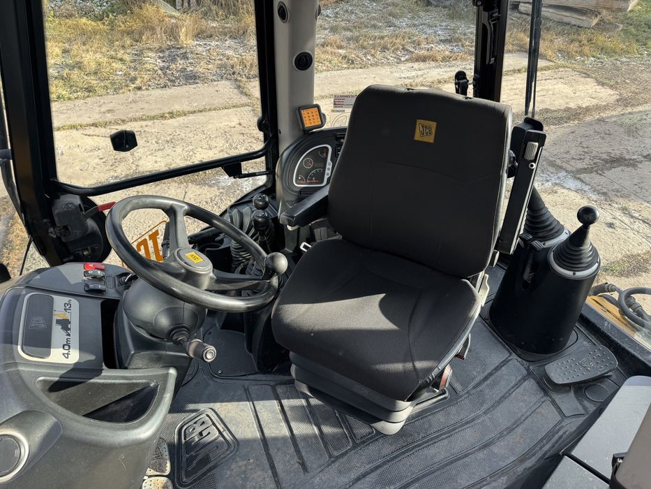 Екскаватор навантажувач JCB 3cx