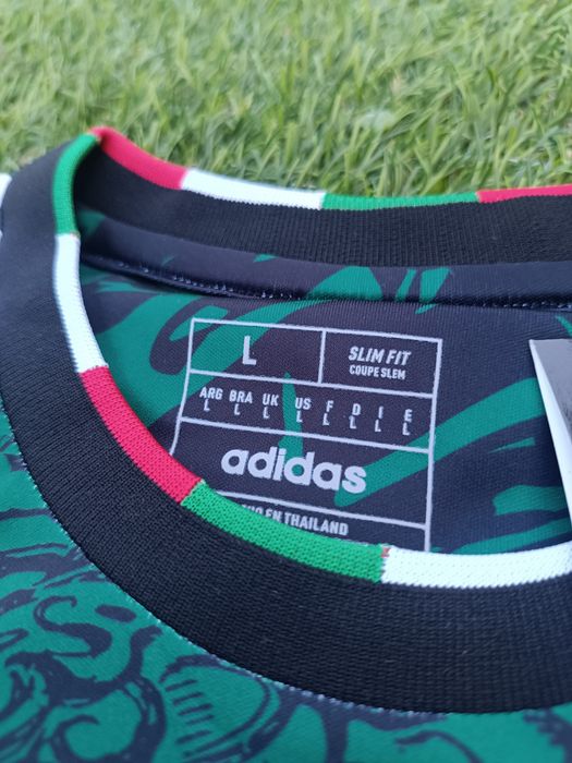 Equipamento Itália x Stussy