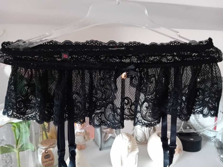 Obsessive inclusive ekskluzywny komfortowy luksusowy pas do pończoch