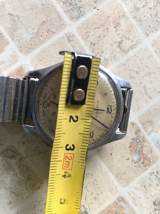 Продам дуже старий1938 - 43року швейцарській годинник