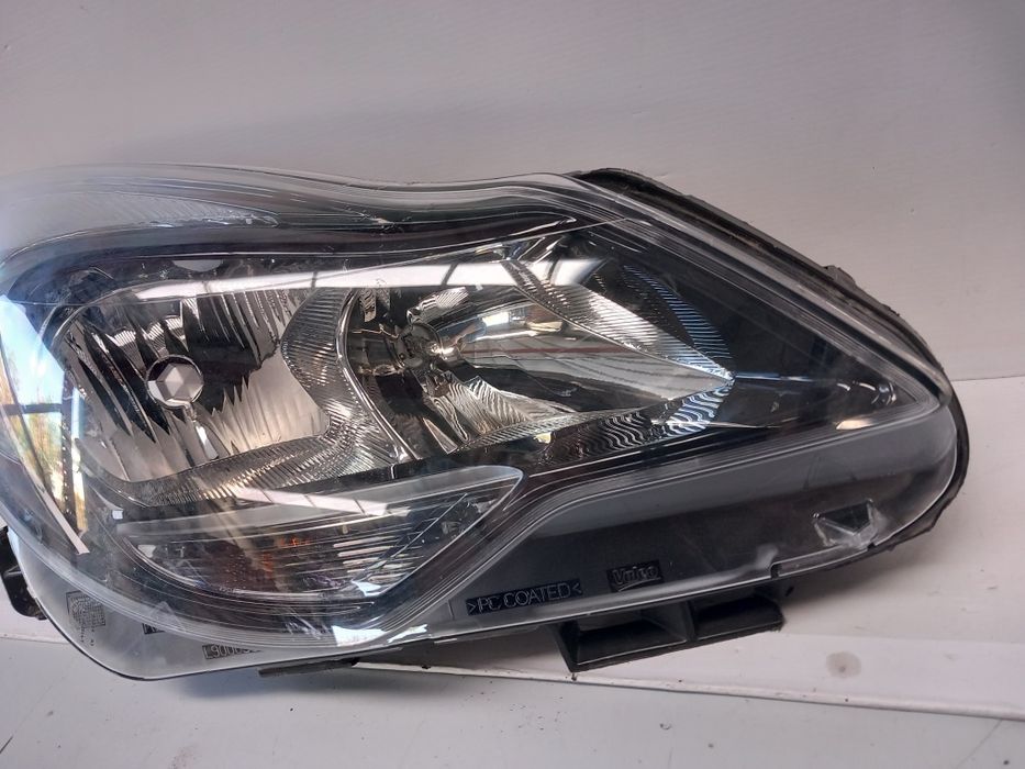 Ótica direita Opel Corsa D 2006 a 2015