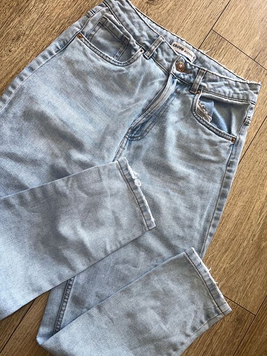 Cropp dżinsy niebieskie przecierane S