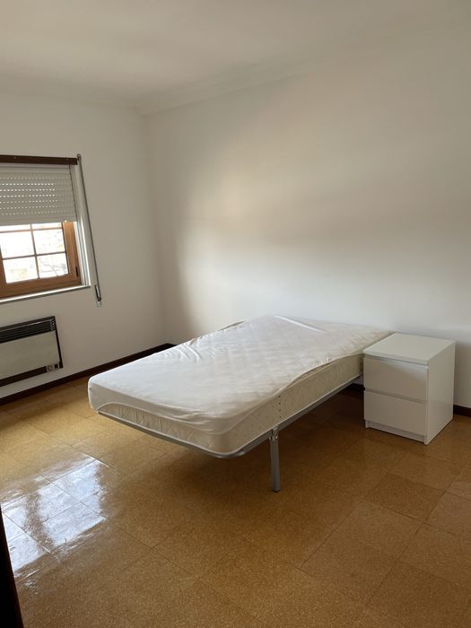 Quarto para estudante mobilado