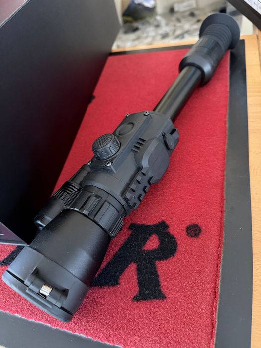 Mira noturna apenas usada 2x nova