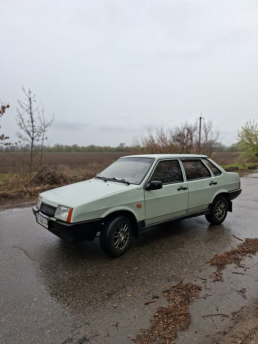 Продам 21099  Інжектор